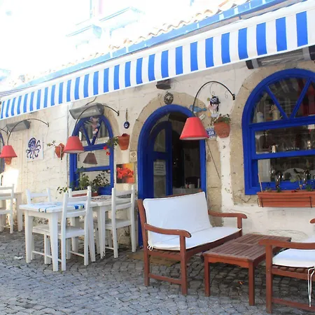 Nuans Hotel- Värdshus Alaçatı